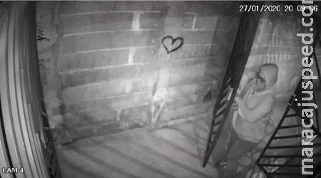 Filha é condenada a 85 anos de prisão por matar e queimar os pais em Santo André Filha é condenada a 85 anos de prisão por matar e queimar os pais em Santo André