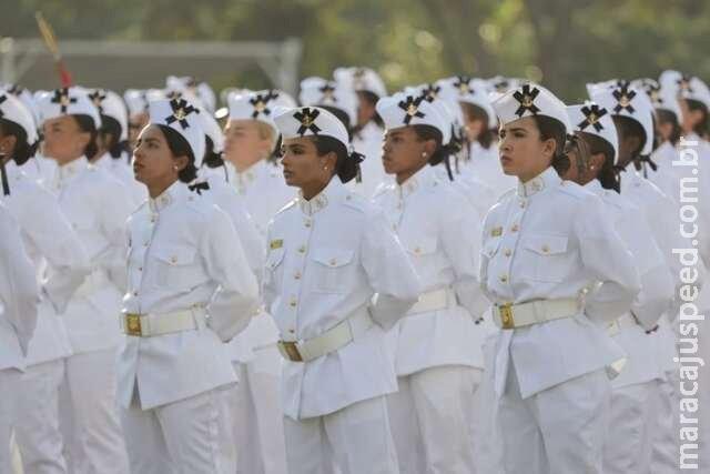 Governo federal define regras para mulher se alistar no serviço militar Governo federal define regras para mulher se alistar no serviço militar