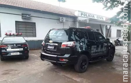 Grávida tem mãos furadas com tesoura durante tortura feita pelo companheiro Grávida tem mãos furadas com tesoura durante tortura feita pelo companheiro