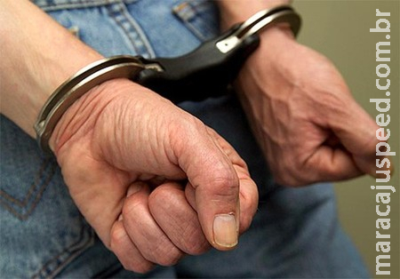 Homem com mandado de prisão em aberto é capturado em fórum de Sidrolândia Homem com mandado de prisão em aberto é capturado em fórum de Sidrolândia
