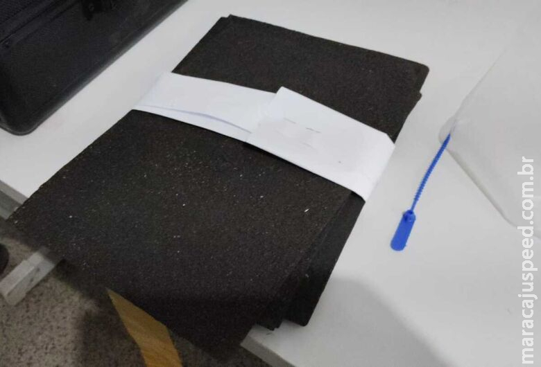 Homem é preso com porções de cocaína e Homem é preso com porções de cocaína e
