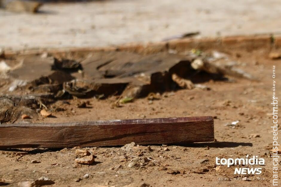 Jovem é agredido a pauladas ao se desentender com colega de trabalho em Cassilândia