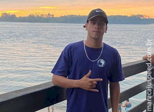 Jovem morre 4 dias depois de cair de telhado enquanto tentava pegar pipa em Nova Andradina Jovem morre 4 dias depois de cair de telhado enquanto tentava pegar pipa em Nova Andradina