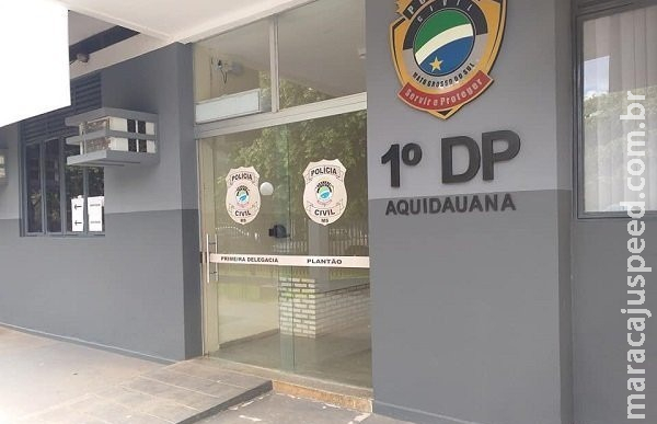Mãe é agredida com soco no rosto após questionar filho sobre frequência escolar em Aquidauana Mãe é agredida com soco no rosto após questionar filho sobre frequência escolar em Aquidauana