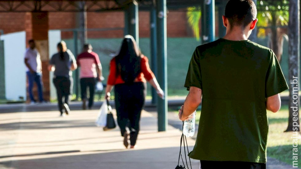 Menos da metade dos inscritos sul-mato-grossenses compareceu ao ‘Enem dos Concursos’ Menos da metade dos inscritos sul-mato-grossenses compareceu ao ‘Enem dos Concursos’