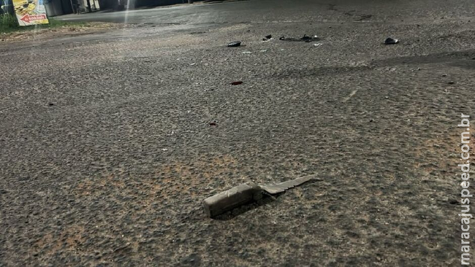 Motociclistas colidem e um deles perfura o tanque da outra moto com faca em Nova Andradina Motociclistas colidem e um deles perfura o tanque da outra moto com faca em Nova Andradina