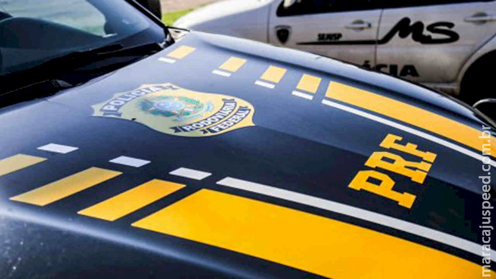 Motorista flagrado com 42 kg de cocaína em tanque de caminhonete ganha prisão preventiva Motorista flagrado com 42 kg de cocaína em tanque de caminhonete ganha prisão preventiva