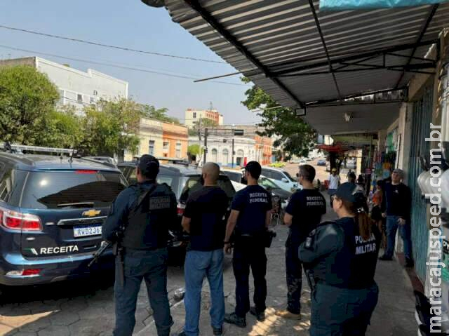 Operação apreende 6 toneladas de anabolizantes, madeiras nobres e eletrônicos em Corumbá Operação apreende 6 toneladas de anabolizantes, madeiras nobres e eletrônicos em Corumbá