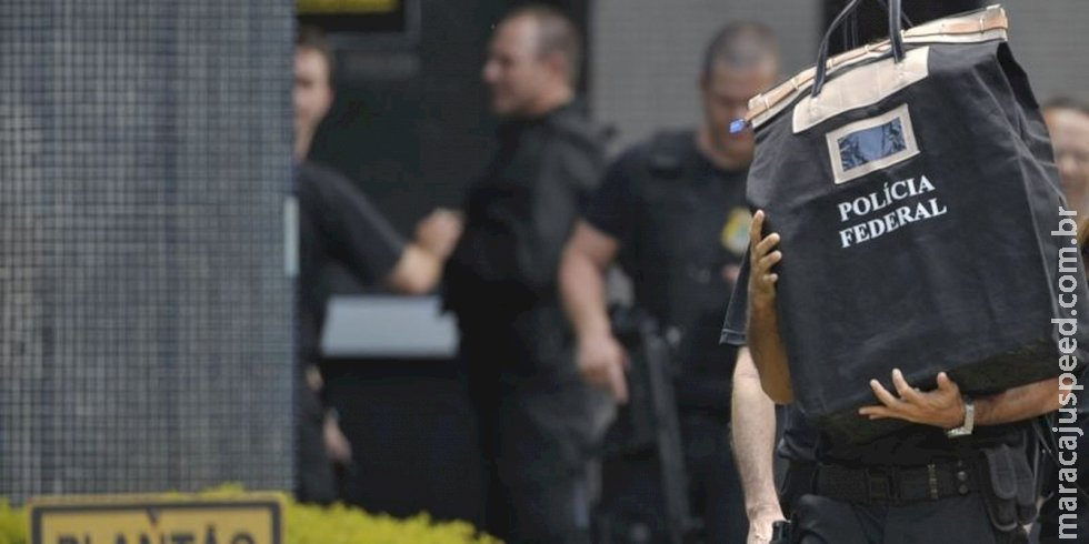Operação da Polícia Federal mira governador do Tocantins Operação da Polícia Federal mira governador do Tocantins
