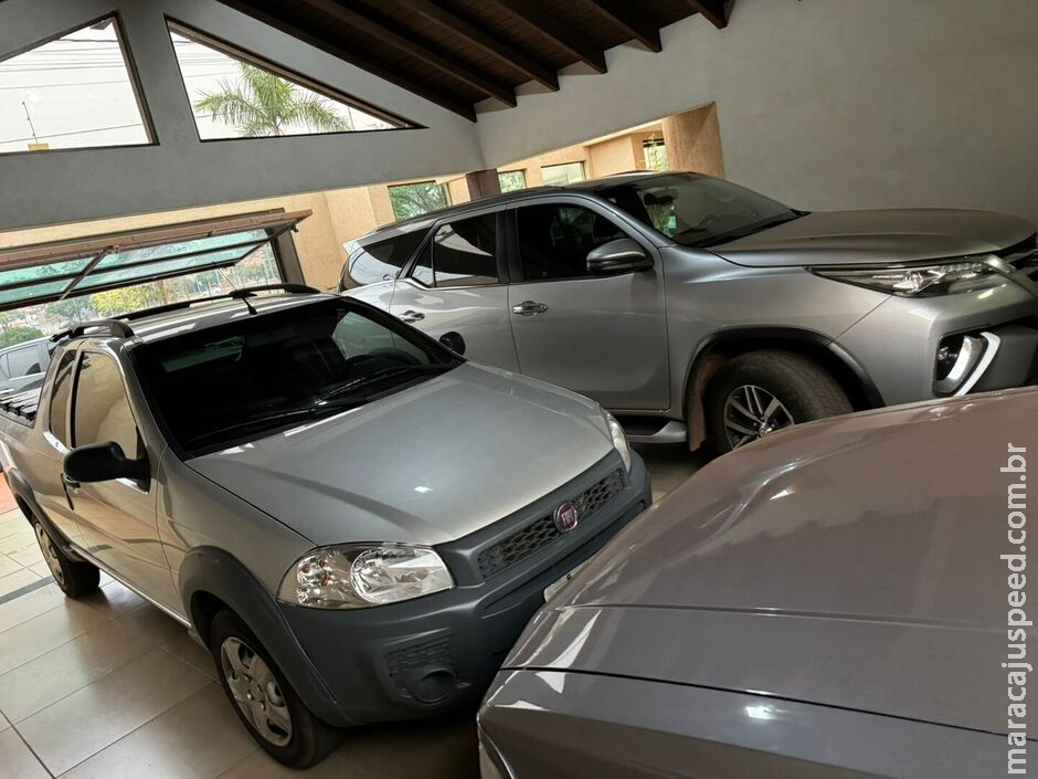 PF prende dois e apreende carros e imóveis em investida contra tráfico internacional PF prende dois e apreende carros e imóveis em investida contra tráfico internacional