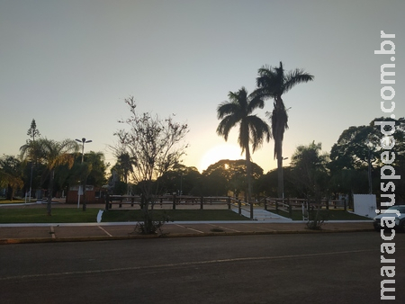 Temperaturas permanecem em elevação e quinta-feira registra tempo quente e seco no Estado