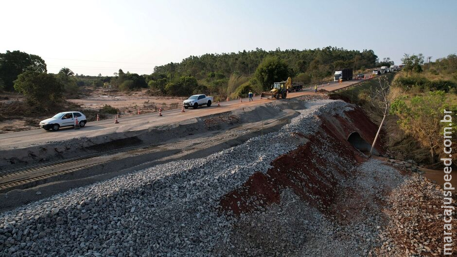 Trecho da BR-163 afetado por rompimento de barragem deve ser liberado antes do prazo Trecho da BR-163 afetado por rompimento de barragem deve ser liberado antes do prazo