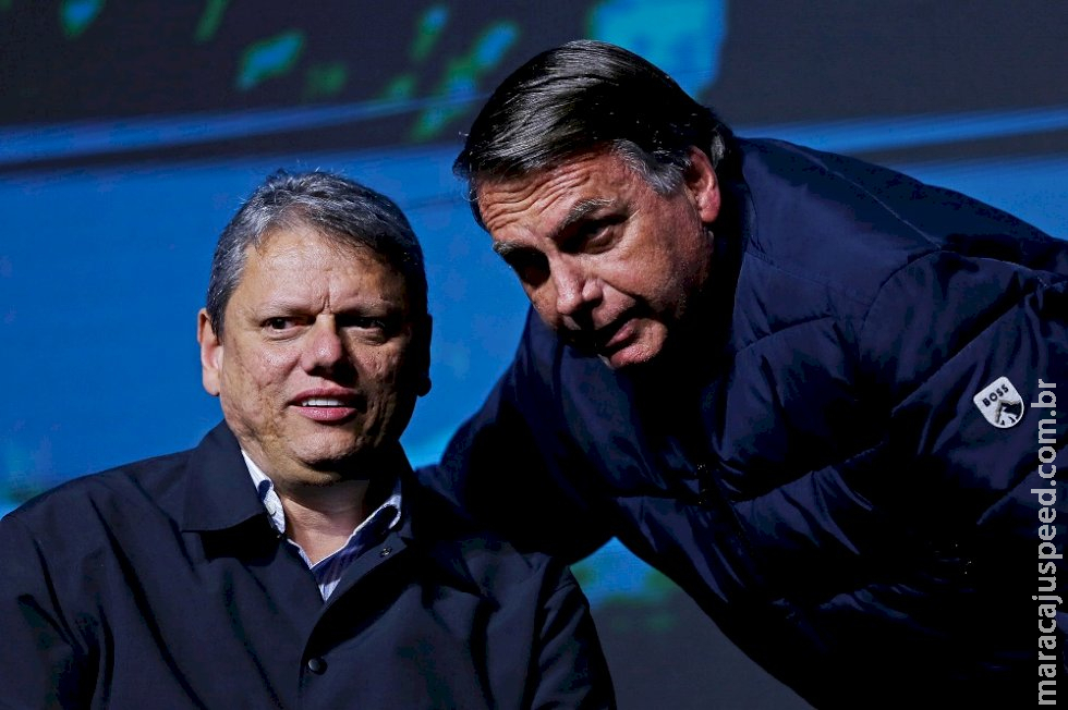 Bolsonaro contraria Tarcísio e diz que ‘está muito cedo’ para entrar na campanha de Nunes Bolsonaro contraria Tarcísio e diz que ‘está muito cedo’ para entrar na campanha de Nunes