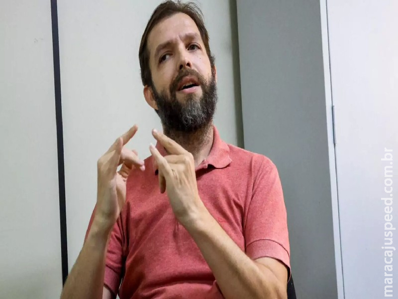 Comunicação por Libras ainda é barreira no aprendizado e interação de 50 mil surdos em MS Comunicação por Libras ainda é barreira no aprendizado e interação de 50 mil surdos em MS