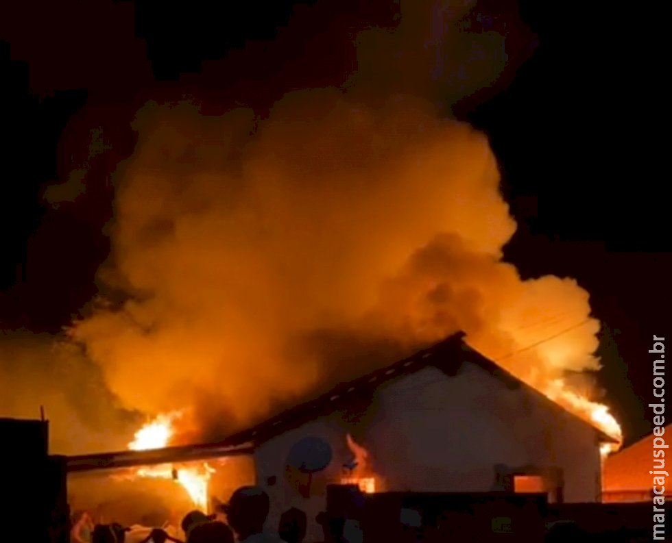Criança de seis anos morre vítima de incêndio em residência em Deodápolis Criança de seis anos morre vítima de incêndio em residência em Deodápolis