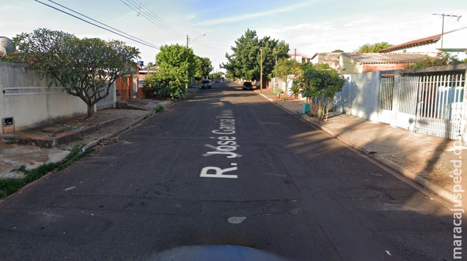 Desentendimento entre primos termina com homem esfaqueado no Zé Pereira Desentendimento entre primos termina com homem esfaqueado no Zé Pereira