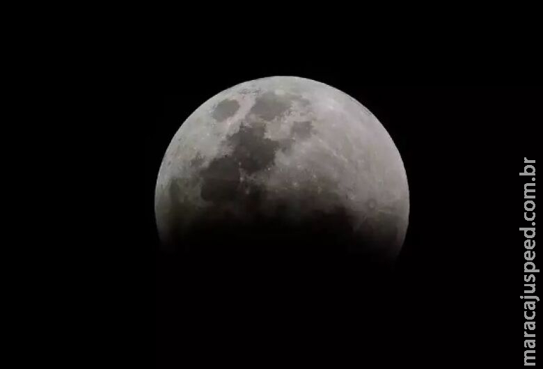Eclipse parcial da lua acontece hoje e poderá ser visto de MS Eclipse parcial da lua acontece hoje e poderá ser visto de MS