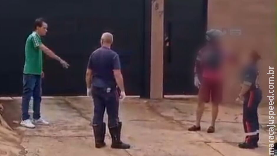 Filmagem mostra momento em que homem surta após sair de motel na Vila Ipiranga Filmagem mostra momento em que homem surta após sair de motel na Vila Ipiranga