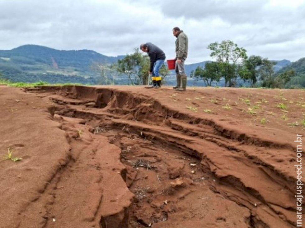 Lula veta projeto que prorrogava financiamento rural para atingidos por eventos climáticos Lula veta projeto que prorrogava financiamento rural para atingidos por eventos climáticos