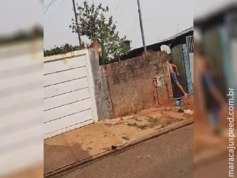 Moradores do Zé Pereira denunciam homem que teria ateado fogo em sua própria residência Moradores do Zé Pereira denunciam homem que teria ateado fogo em sua própria residência