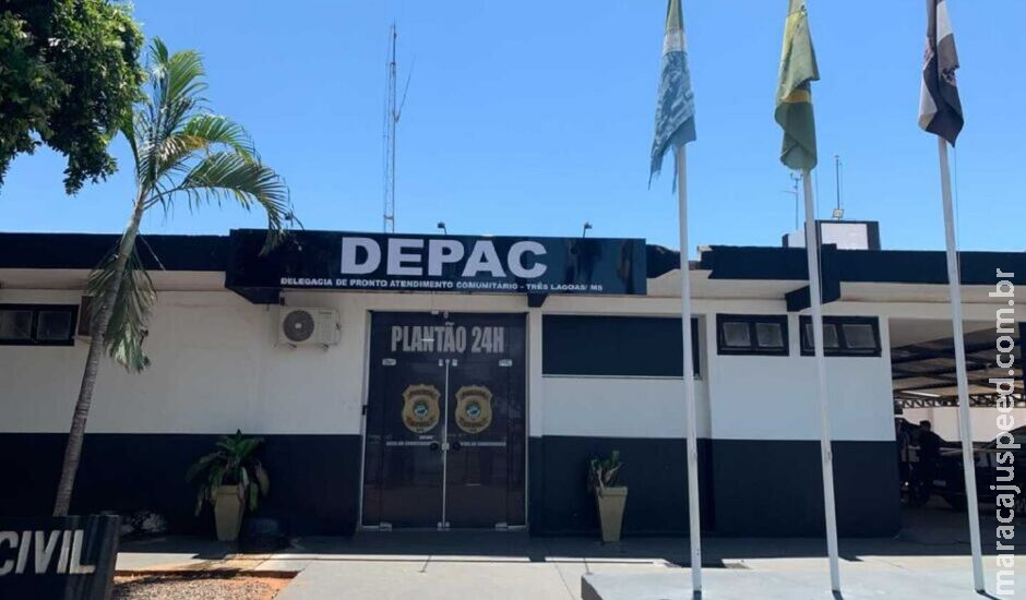 Mulher é arrastada após ser agredida e tem carro incendiado pelo ex-companheiro em Três Lagoas Mulher é arrastada após ser agredida e tem carro incendiado pelo ex-companheiro em Três Lagoas