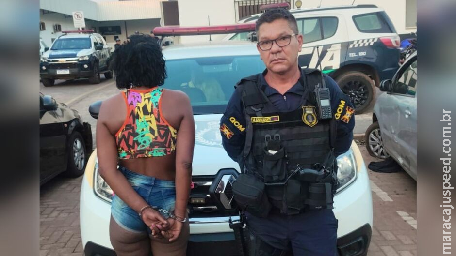 Mulheres assaltam idoso no entorno da antiga rodoviária e uma acaba presa em Campo Grande Mulheres assaltam idoso no entorno da antiga rodoviária e uma acaba presa em Campo Grande
