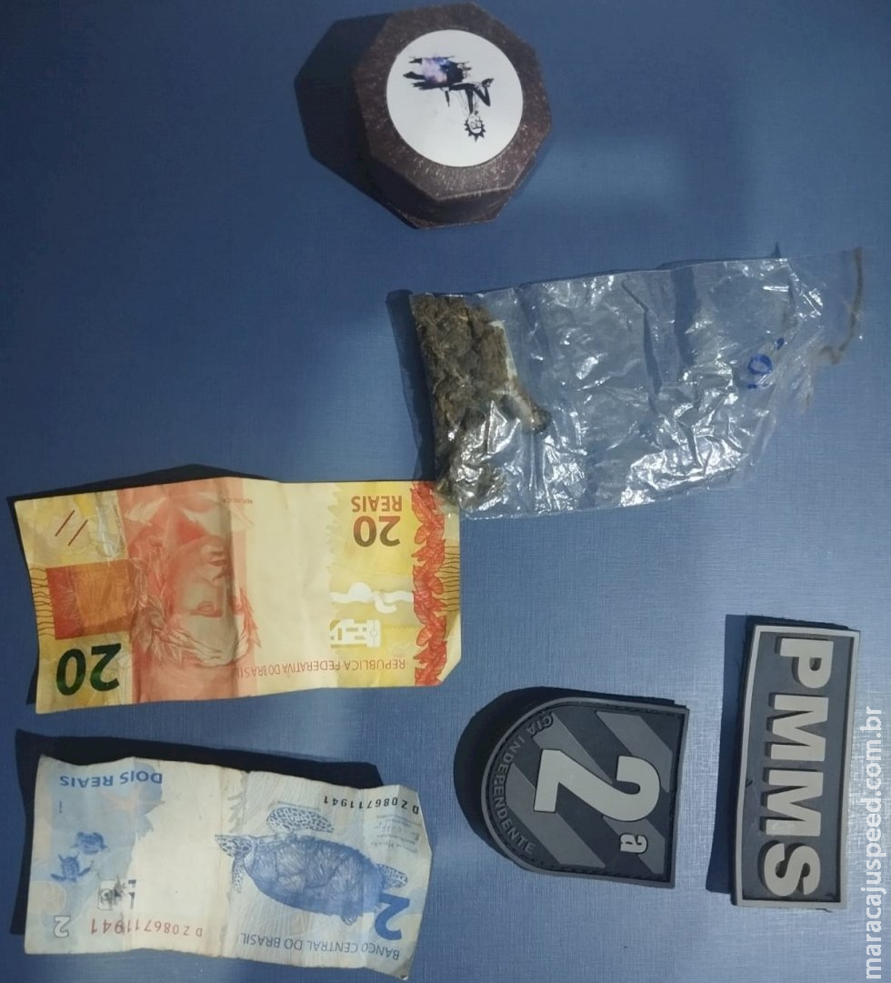 PM de Caarapó apreende menor flagrado com porção de maconha em moto com origem estrangeira