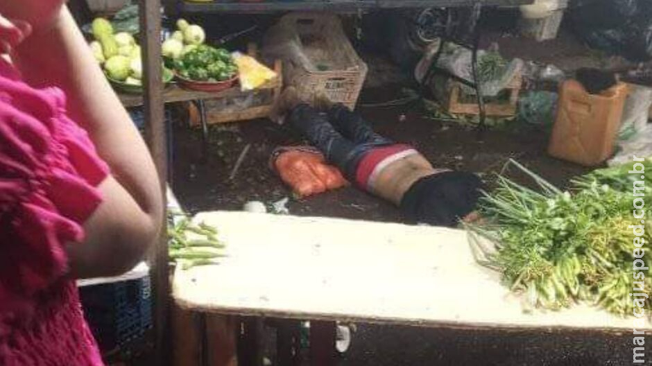 Baleado em feira da Moreninha está em estado grave, com bala alojada e aguarda cirurgia Baleado em feira da Moreninha está em estado grave, com bala alojada e aguarda cirurgia