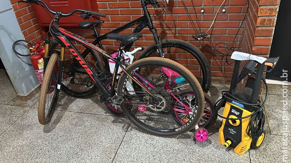 Bicicletas e máquina de lavar WAP: adolescente faz arrastão com prejuízo de R$ 7 mil em condomínio Bicicletas e máquina de lavar WAP: adolescente faz arrastão com prejuízo de R$ 7 mil em condomínio