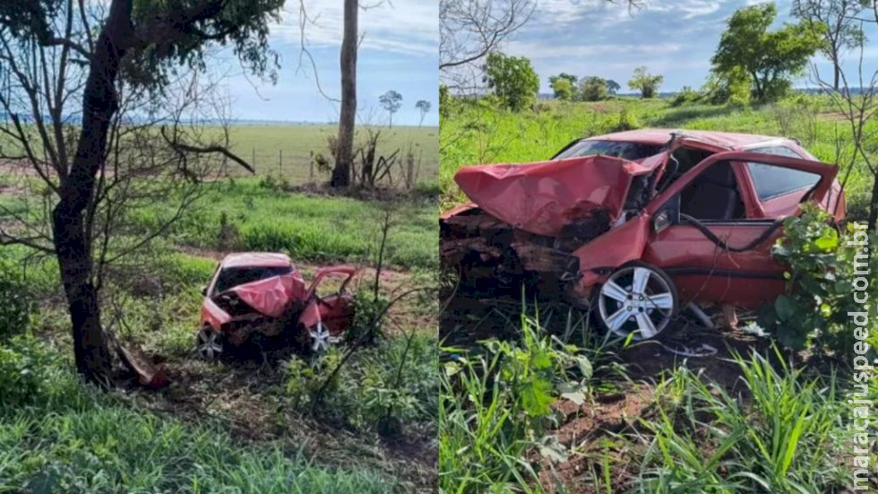 Carro sai da pista, bate em árvore e motorista fica preso às ferragens entre Bataguassu e Brasilândia na MS-395 Carro sai da pista, bate em árvore e motorista fica preso às ferragens entre Bataguassu e Brasilândia na MS-395
