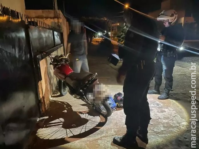 Ex-mulher se nega a reatar relacionamento e homem quebra a própria moto em Três Lagoas Ex-mulher se nega a reatar relacionamento e homem quebra a própria moto em Três Lagoas