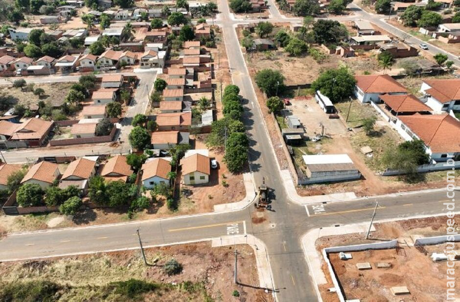 Governo de MS avança obra e deve asfaltar 100% de bairro antigo em Rio Negro Governo de MS avança obra e deve asfaltar 100% de bairro antigo em Rio Negro