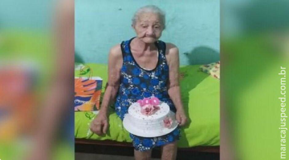 Idosa de 103 anos morre carbonizada dentro da própria casa na Bahia Idosa de 103 anos morre carbonizada dentro da própria casa na Bahia
