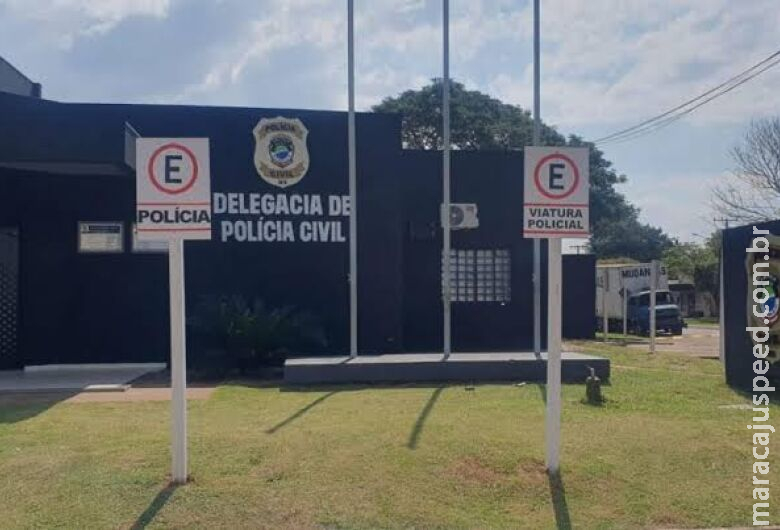 Idoso guardava R$ 35 mil em caixa de sapato e teve dinheiro furtado por neta Idoso guardava R$ 35 mil em caixa de sapato e teve dinheiro furtado por neta