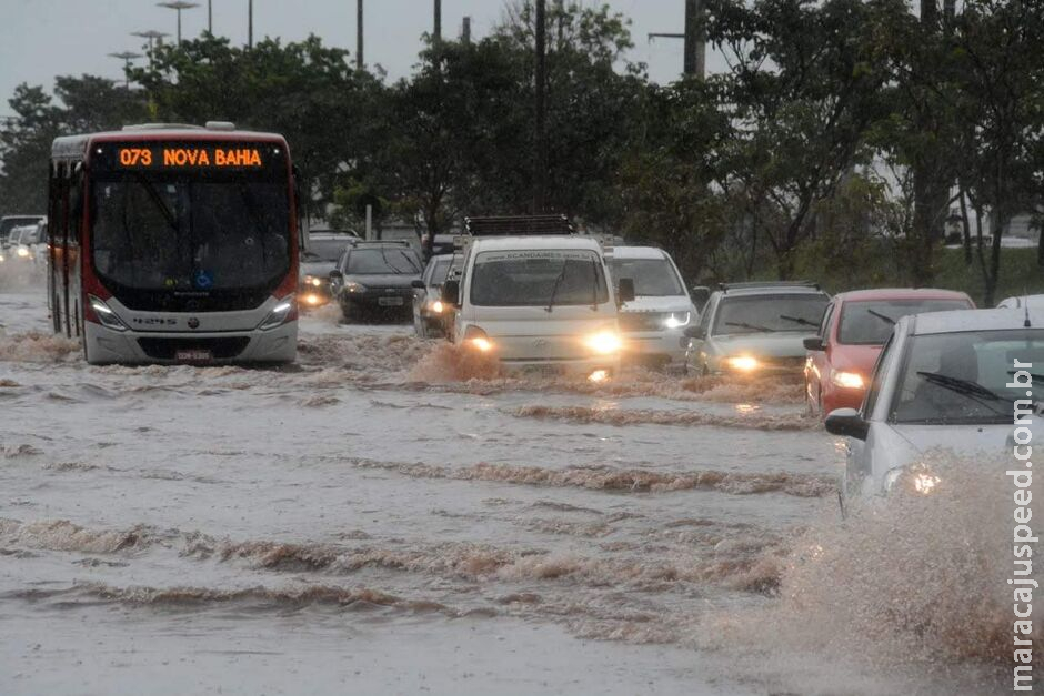 Mato Grosso do Sul recebe alerta de temporais com ventos de até 100km/h Mato Grosso do Sul recebe alerta de temporais com ventos de até 100km/h