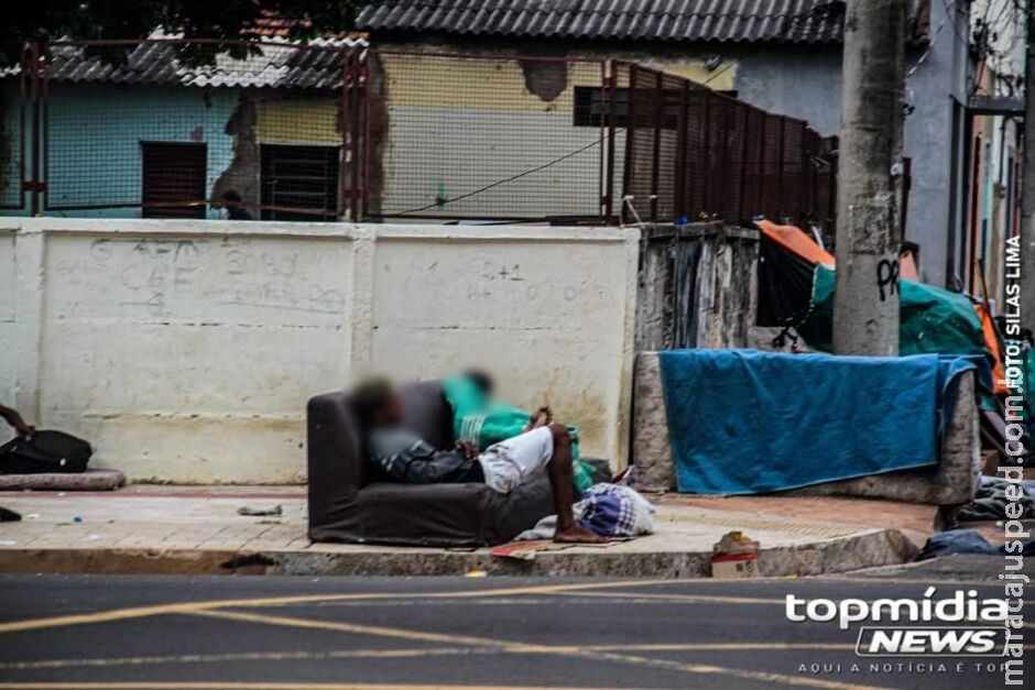 Morador de rua é agredido por vigilante enquanto dormia no Centro de Campo Grande Morador de rua é agredido por vigilante enquanto dormia no Centro de Campo Grande