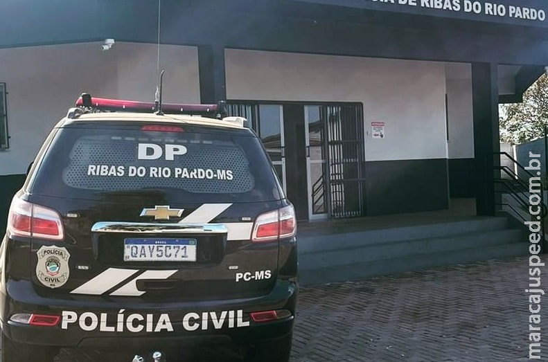 Polícia prende homem que invadia casas e se masturbava para vítimas em Ribas do Rio Pardo Polícia prende homem que invadia casas e se masturbava para vítimas em Ribas do Rio Pardo