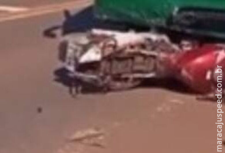 Adolescente morre após colidir motocicleta em ônibus na BR-487 Adolescente morre após colidir motocicleta em ônibus na BR-487
