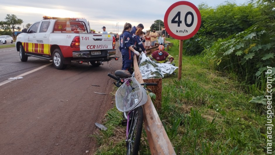 Ciclista morre atropelada por carro e motorista foge na BR-163, em Dourados Ciclista morre atropelada por carro e motorista foge na BR-163, em Dourados
