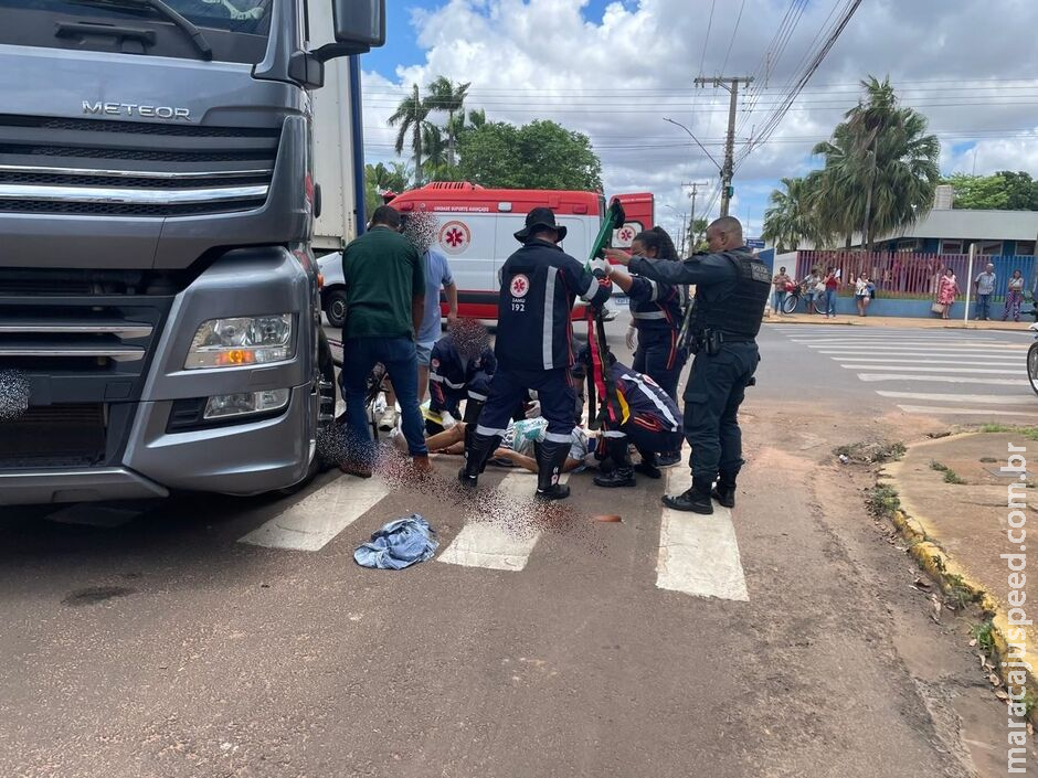 Ciclista tem perna esmagada após ser atropelada por caminhão em Três Lagoas Ciclista tem perna esmagada após ser atropelada por caminhão em Três Lagoas