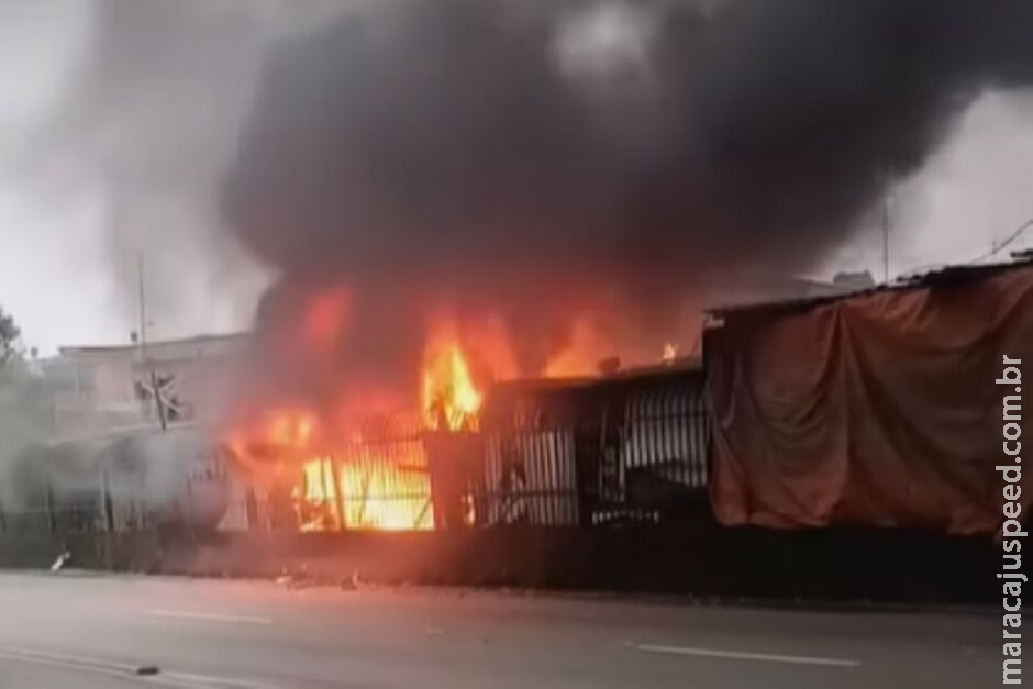 Criança cadeirante de 6 anos morre em incêndio em SP Criança cadeirante de 6 anos morre em incêndio em SP