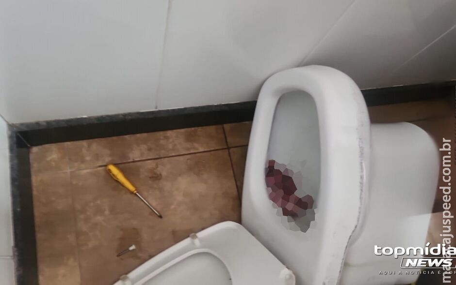 Exame de DNA deve ajudar polícia a localizar mãe de feto encontrado em vaso de Posto de Gasolina