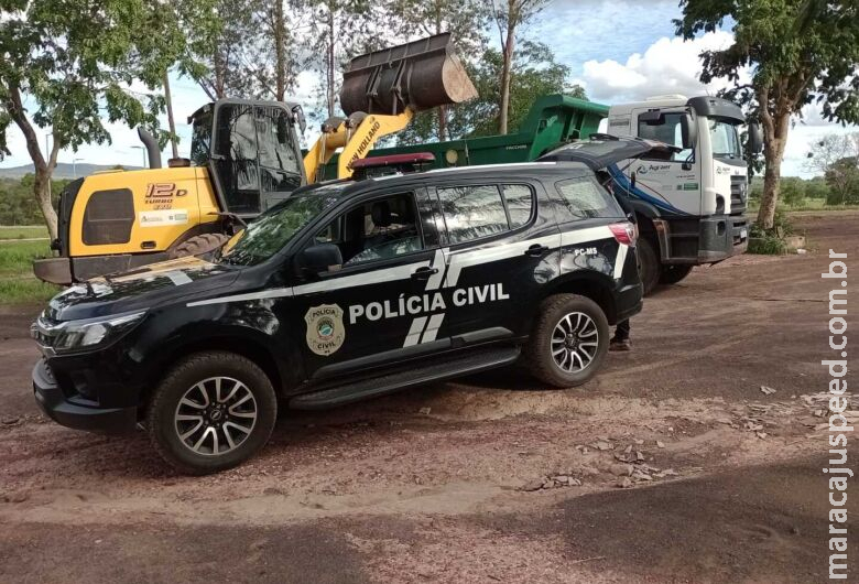 Homem é preso em flagrante com armas e materiais suspeitos de desvio na Agesul Homem é preso em flagrante com armas e materiais suspeitos de desvio na Agesul