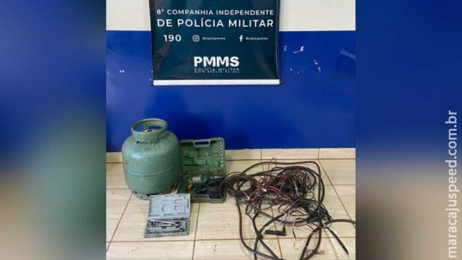 Homem furta loja, apanha de vigilantes e é preso em Sidrolândia Homem furta loja, apanha de vigilantes e é preso em Sidrolândia