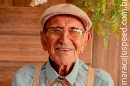 Idoso de 93 anos morre atropelado por carro enquanto atravessava rua em Amambai Idoso de 93 anos morre atropelado por carro enquanto atravessava rua em Amambai