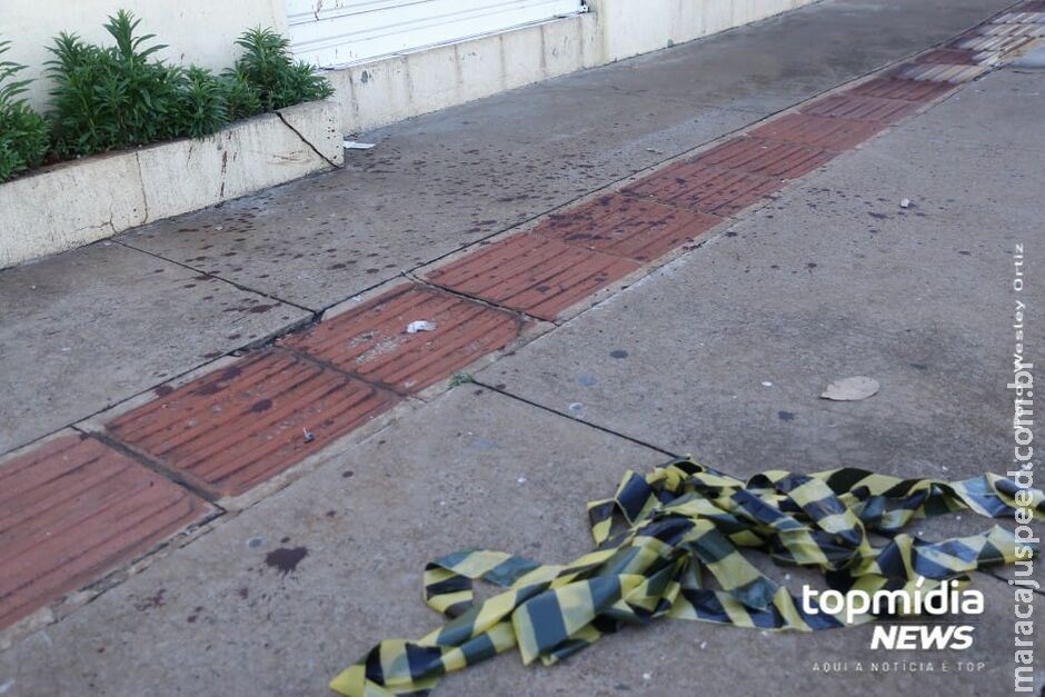 Jovem é baleado três vezes em tentativa de execução em Chapadão do Sul Jovem é baleado três vezes em tentativa de execução em Chapadão do Sul