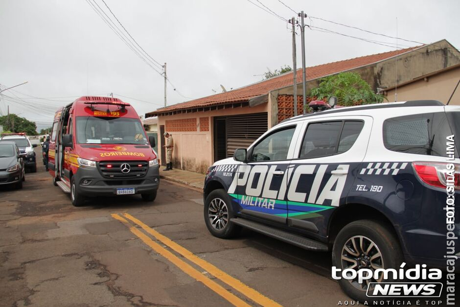 Militar do Exército bêbado bate em carro e faz xixi em ambulância em Campo Grande Militar do Exército bêbado bate em carro e faz xixi em ambulância em Campo Grande