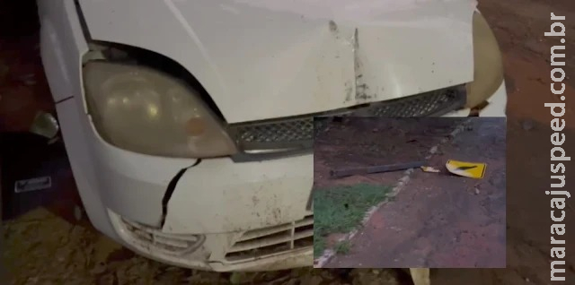 Cadeirante perde controle do carro e arrasta placas de sinalização em Aquidauana Cadeirante perde controle do carro e arrasta placas de sinalização em Aquidauana