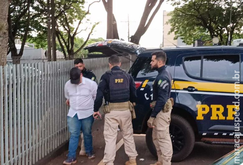 Droga apreendida após perseguição com helicóptero pesou meia tonelada Droga apreendida após perseguição com helicóptero pesou meia tonelada