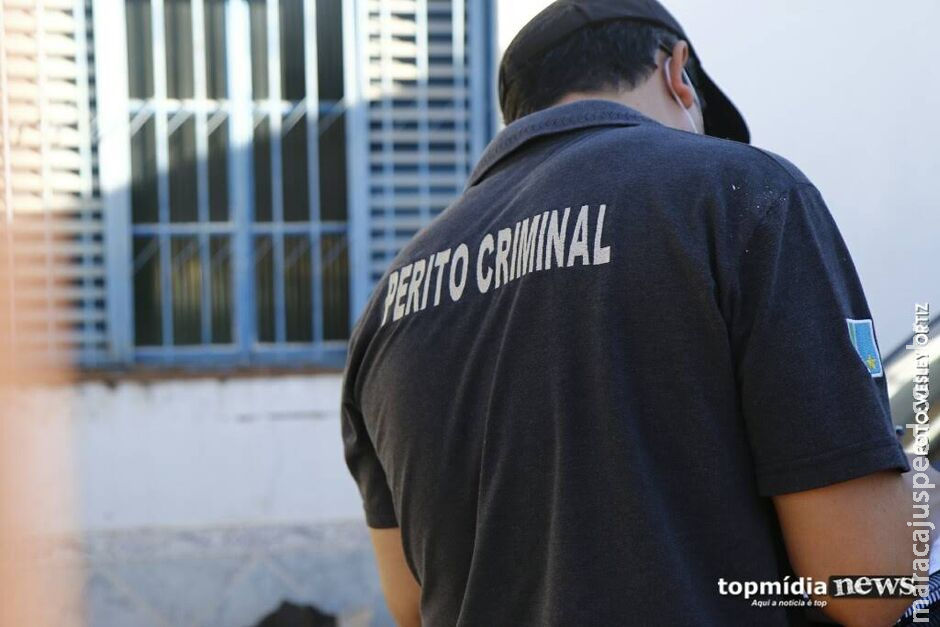 Homem chega em casa e encontra esposa morta no Silvia Regina Homem chega em casa e encontra esposa morta no Silvia Regina